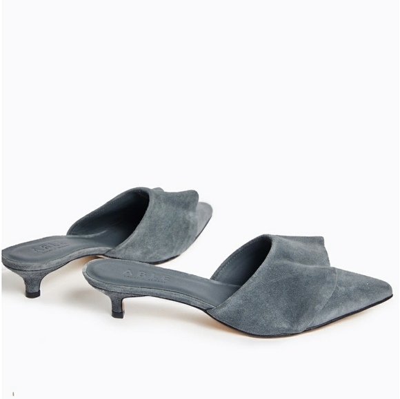 NEW- Marlene Ruffle Heel in Blue Grey Suede - Picture 2 of 4